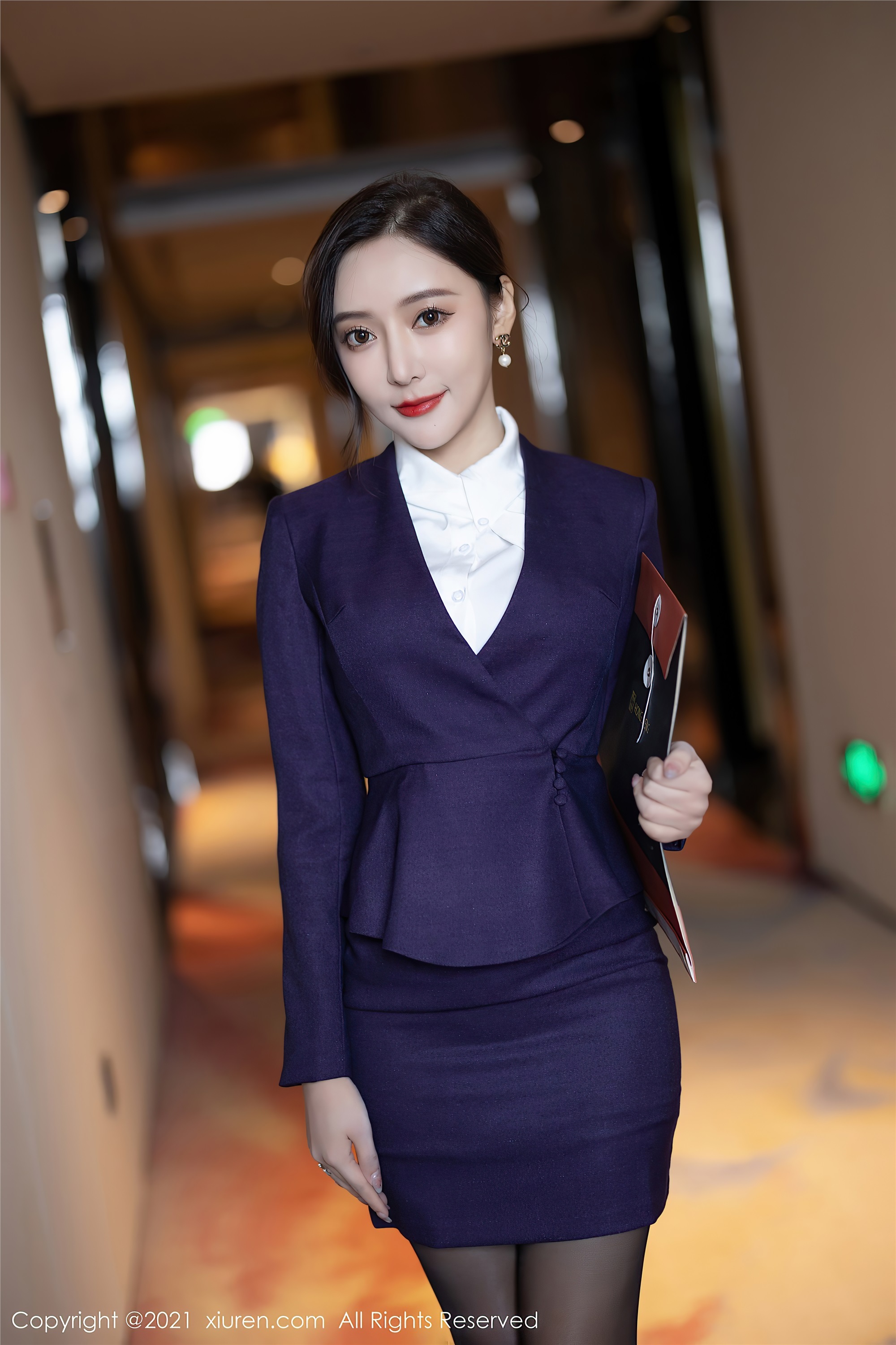 Xiuren秀人网 2021.11.08 NO.4184 王馨瑶yanni